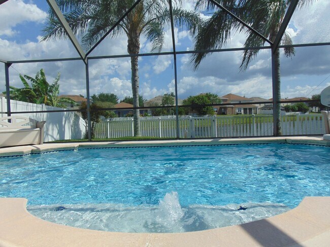 Building Photo - Spacious 4-Bedroom Home with 2.5 Baths in ...