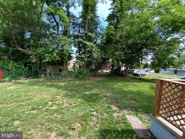 Building Photo - 5603 Fleetwing Dr