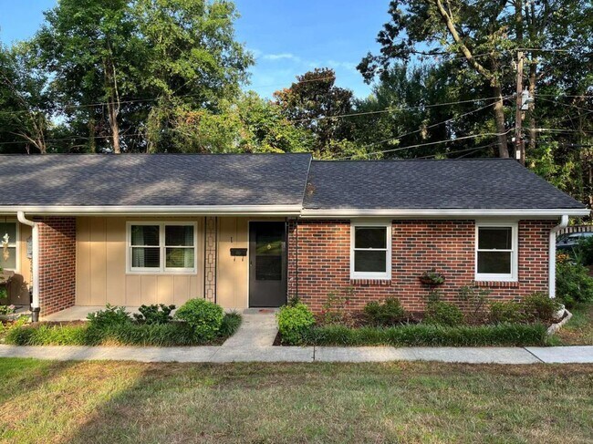 Building Photo - 2941 Caldwell Rd NE