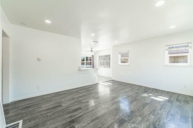 Building Photo - 11941 183rd St