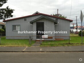 Building Photo - 1317 Cherry St
