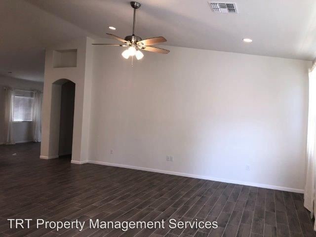 Building Photo - 4 br, 2 bath House - 3722 S MANITOBA AVE