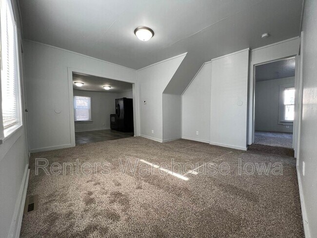 Foto del edificio - 116 E 16th St