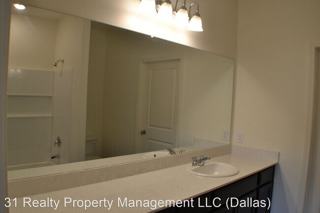 Building Photo - 3 br, 2 bath House - 824 Cedar Elm Drive