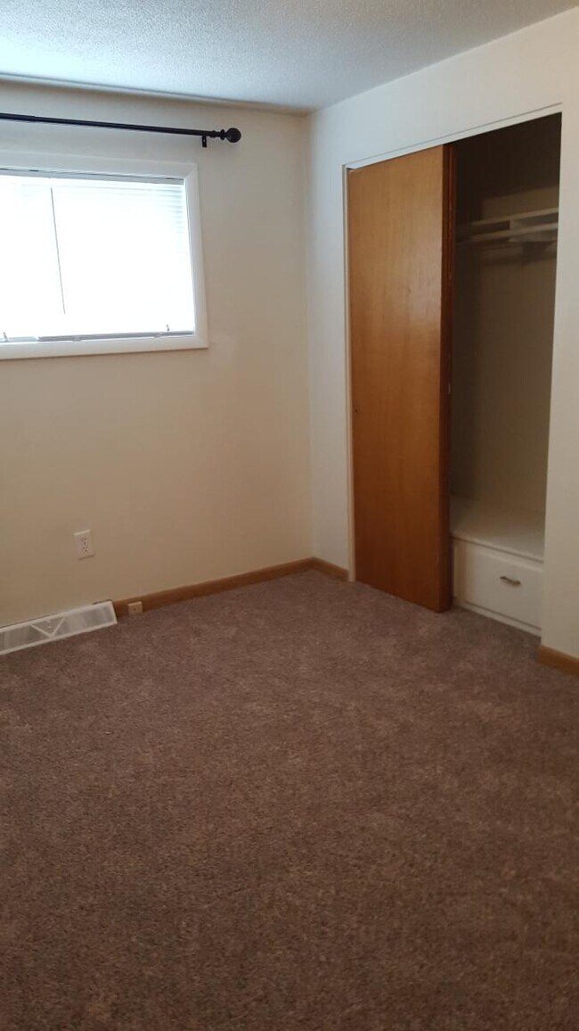 Bedroom (freshly painted) - 4904 9th Ave S