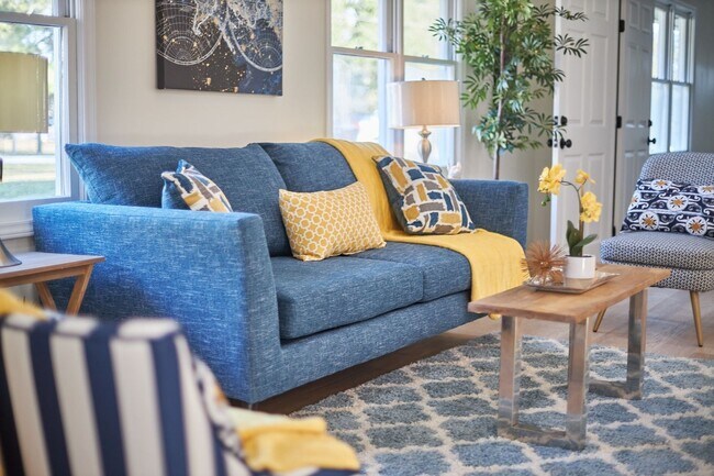 Foto del edificio - 1701 Point Windward Pl SW