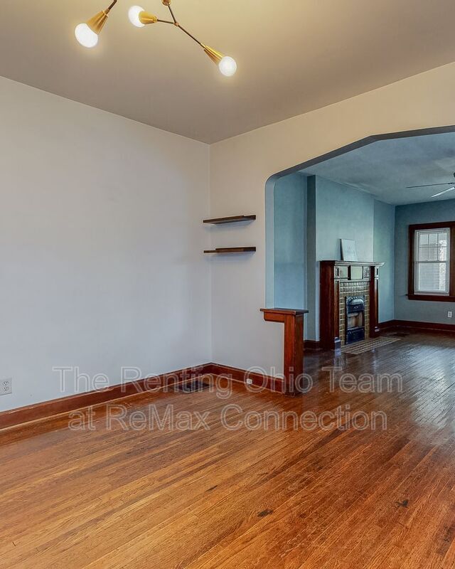 Building Photo - 167-169 W California Ave