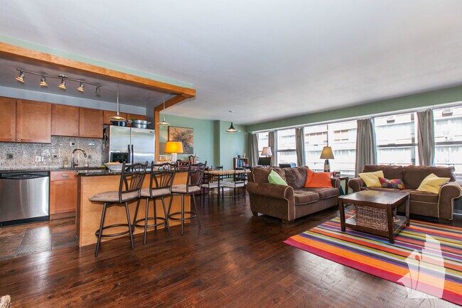 Foto del edificio - 6157 N Sheridan Rd