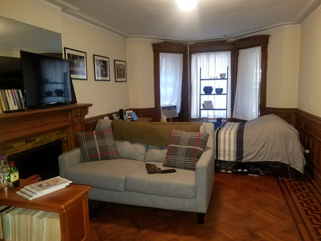 Foto principal - 244 Garfield Pl