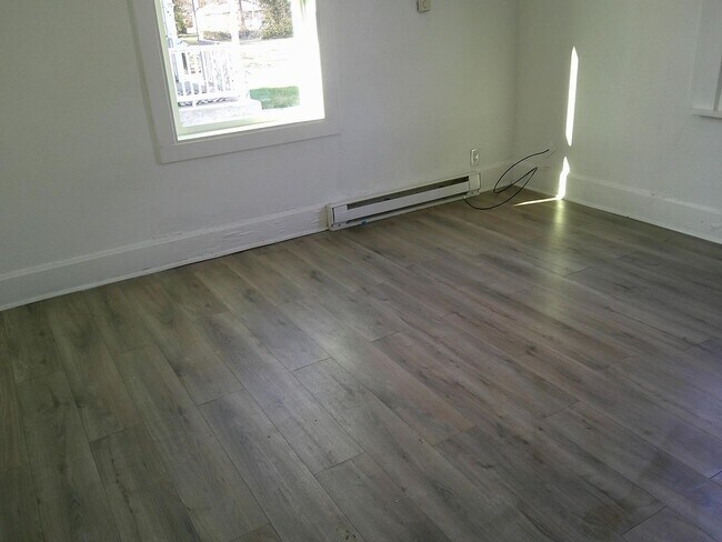 Foto del edificio - 944 W Central St