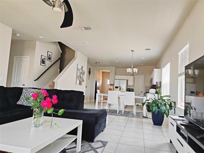 Building Photo - 7116 Ranchito Dr