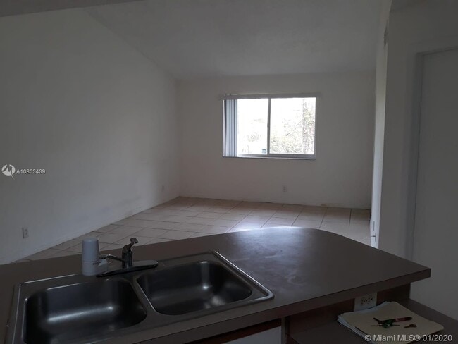 Building Photo - 4035 W McNab Rd