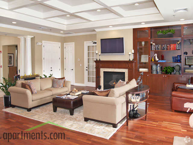 Casa club - Arrive Danbury