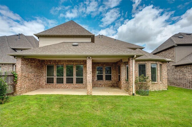 Foto del edificio - 17710 Rose Summit Ln