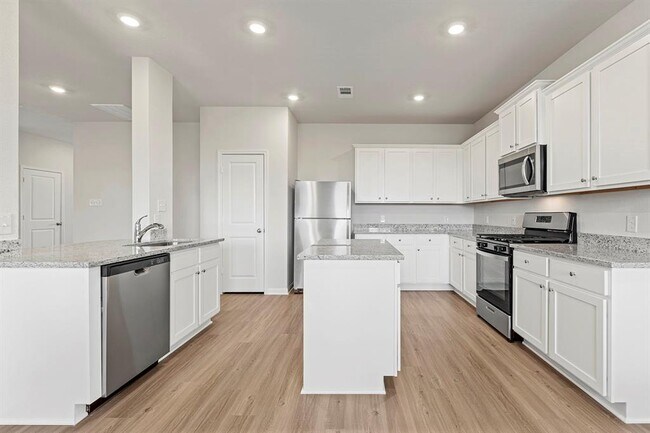 Building Photo - 1107 Whispering Winds Dr