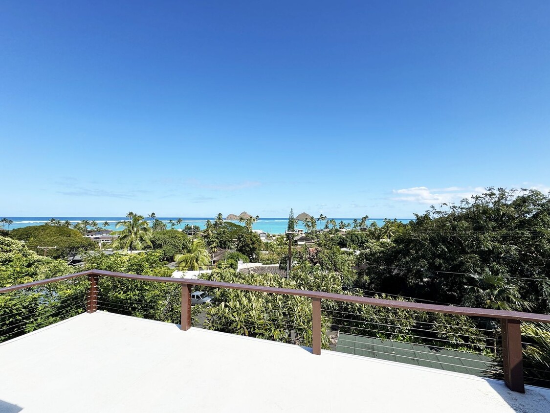 Primary Photo - Cat Friendly Lanikai Duplex with Bay Views...