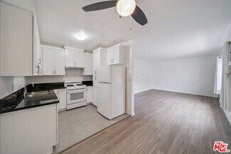 Building Photo - 217 S Carondelet St