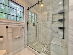 Building Photo - 42 Village Knoll Pl