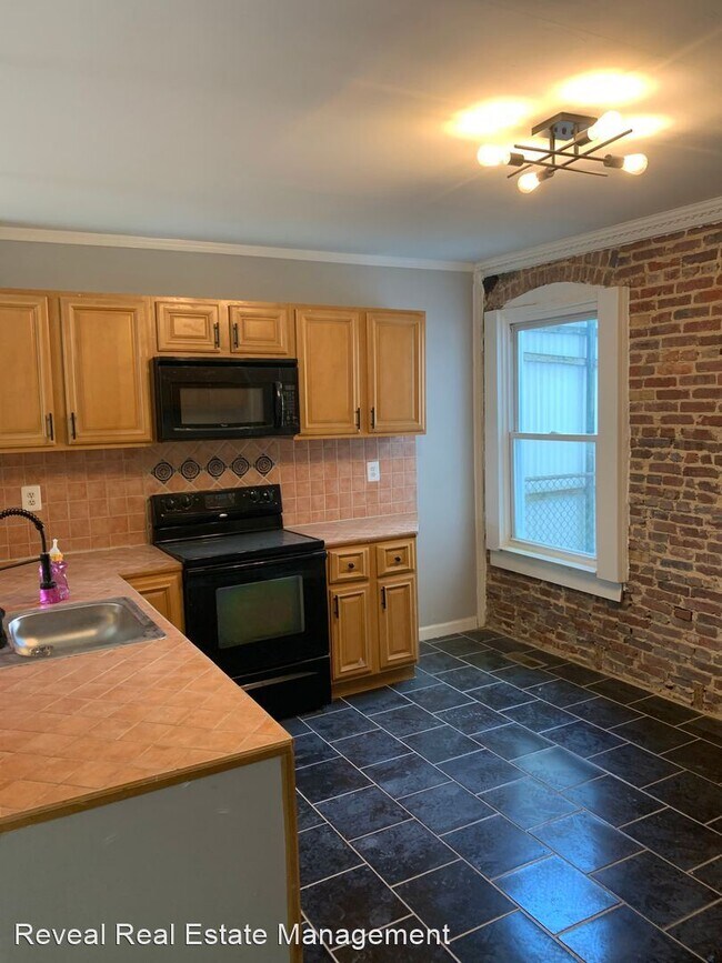 2 br, 1.5 bath House 3016 Mathews St House Rental in Baltimore, MD