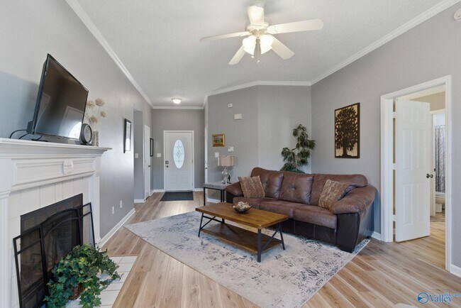 Building Photo - 236 River Oaks Dr