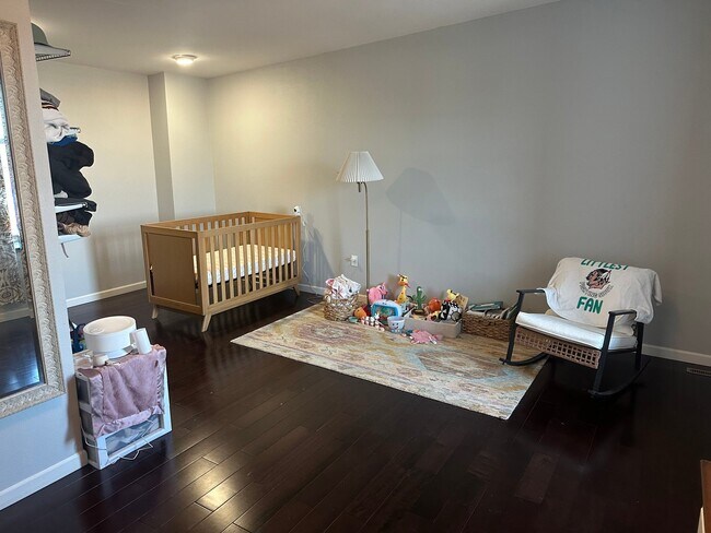 Foto del edificio - 128 3rd St NE