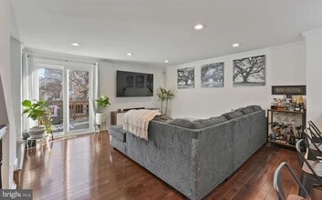 Building Photo - 7680 Wolford Way