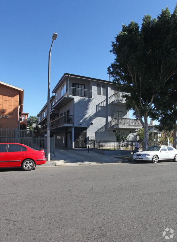 Foto principal - 1340 Mariposa Ave
