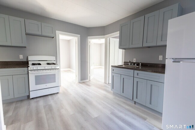 Foto del edificio - 132 Beaver St