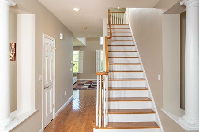 Foto del edificio - 18 Four Corners Blvd