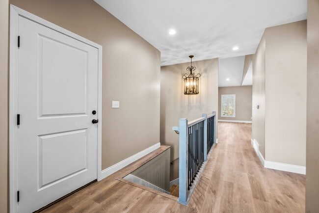 Building Photo - 84 E Autumn Leaf Dr