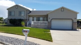 Building Photo - 877 W 1145 N