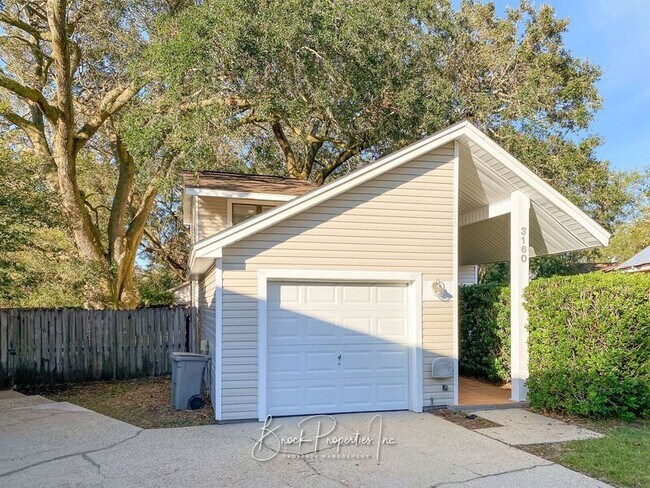 Building Photo - 3160 Cedarwood Village Ln