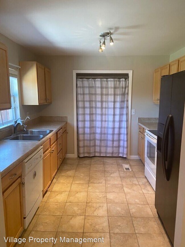 Building Photo - 3 br, 2 bath House - 1306 Kenmore Court