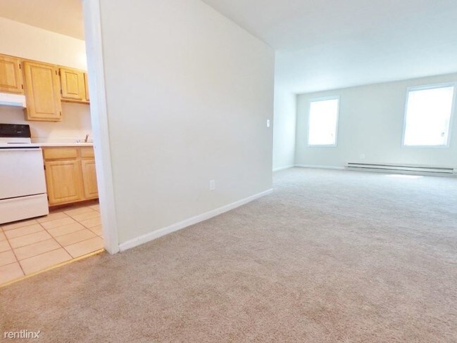 Building Photo - 4500 Westchester Rd