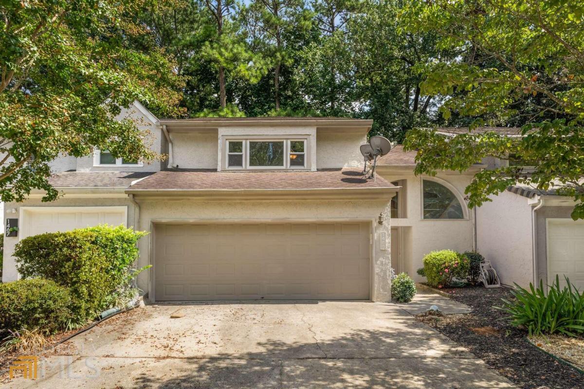 Foto principal - 1465 Briaroaks Trail NE