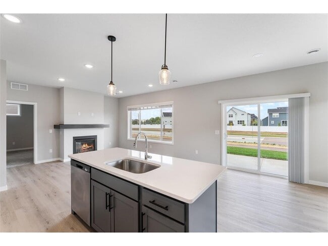 Building Photo - 10129 Sunbird Cir