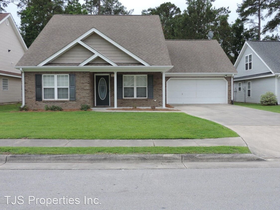 Primary Photo - 3 br, 3 bath House - 327 Neuchatel Road