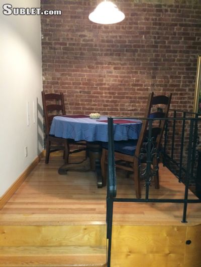 Building Photo - 321 E 76th St