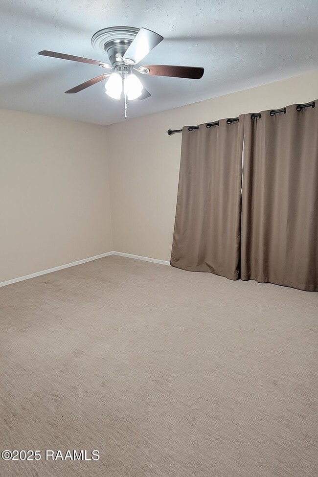 Building Photo - 110 W Bayou Pkwy