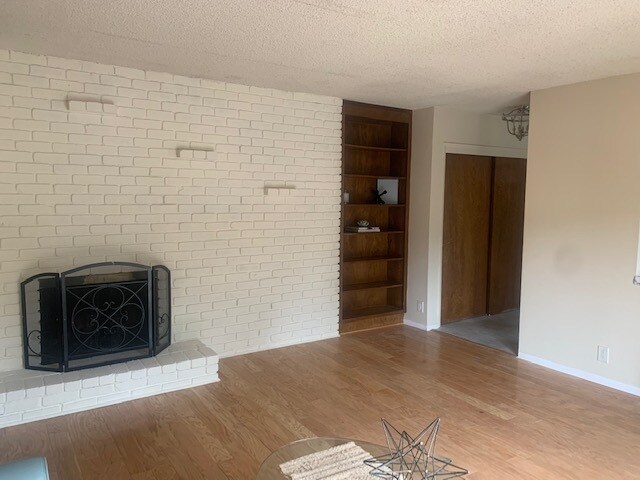 Building Photo - 144 Ascot Ct