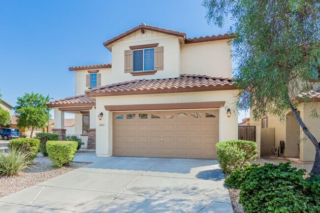 Foto del edificio - Spacious 4 bedroom home with full bath and...