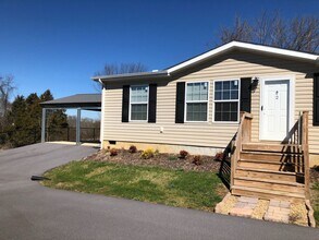 Building Photo - 1316 Cora Ln