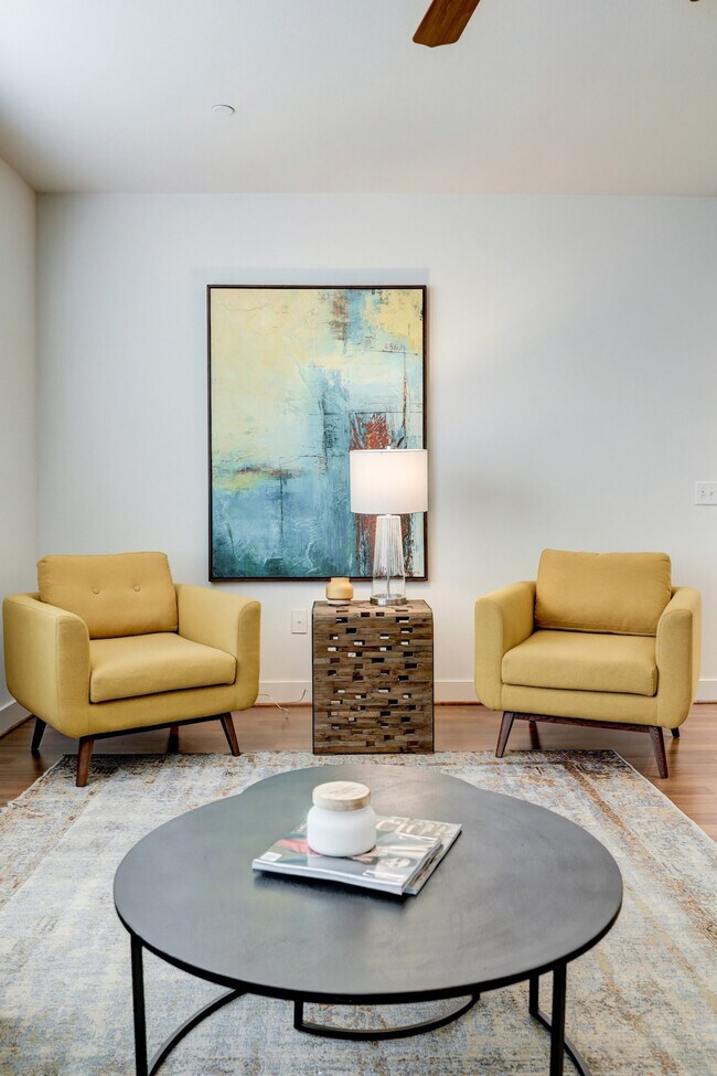 Foto del edificio - 2137 Pelham Dr