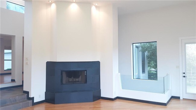 Foto del edificio - 8404 Lone Mesa
