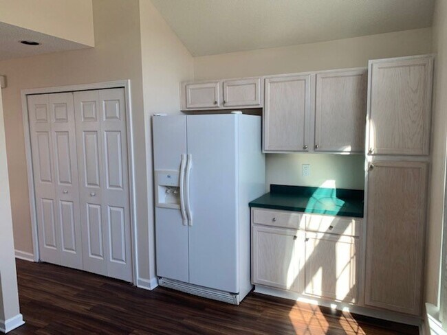 Foto del edificio - 2 Bedroom / Loft at Wynbrooke