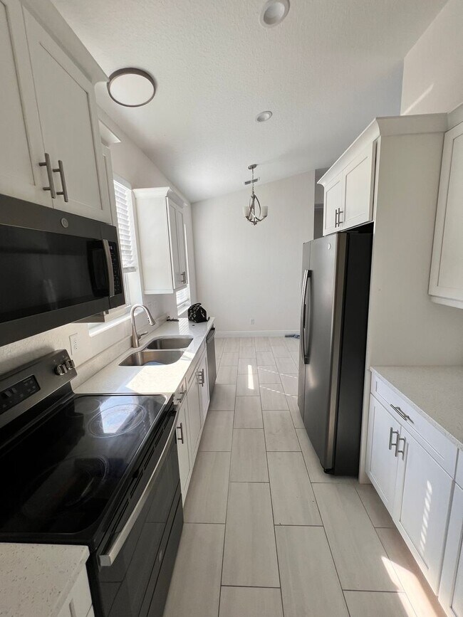 Foto del edificio - Almost New 2023 Built 3/2 in Convenient Pu...