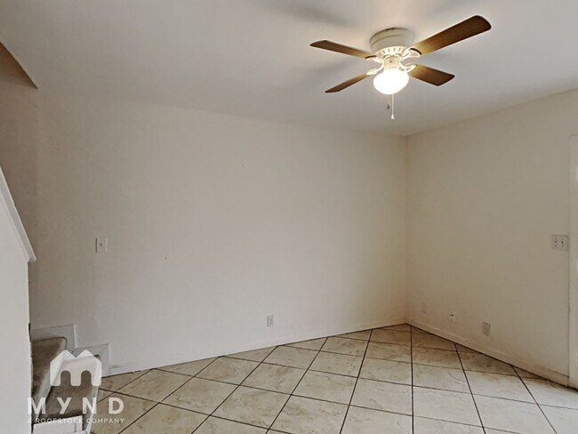 Building Photo - 6630 Spring Manor St
