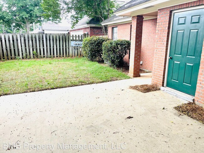 Foto del edificio - 2 br, 2 bath House - 6024 Landmark Place