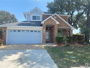 Building Photo - 1364 Sheila Dr