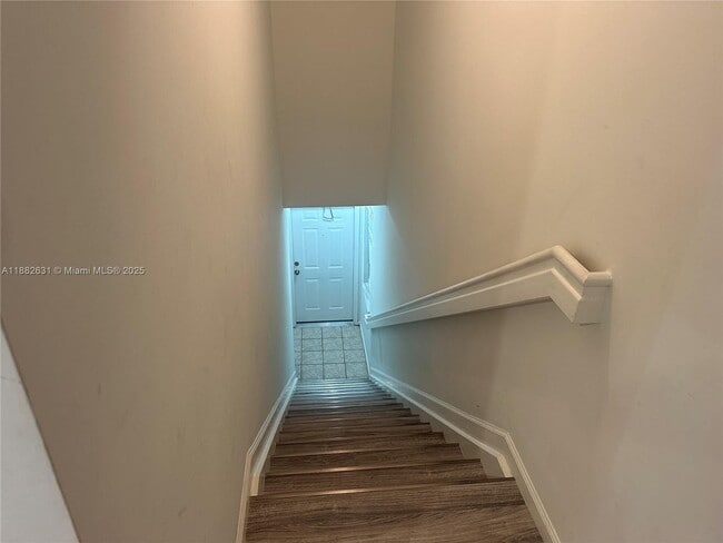 Foto del edificio - 5820 W Sample Rd